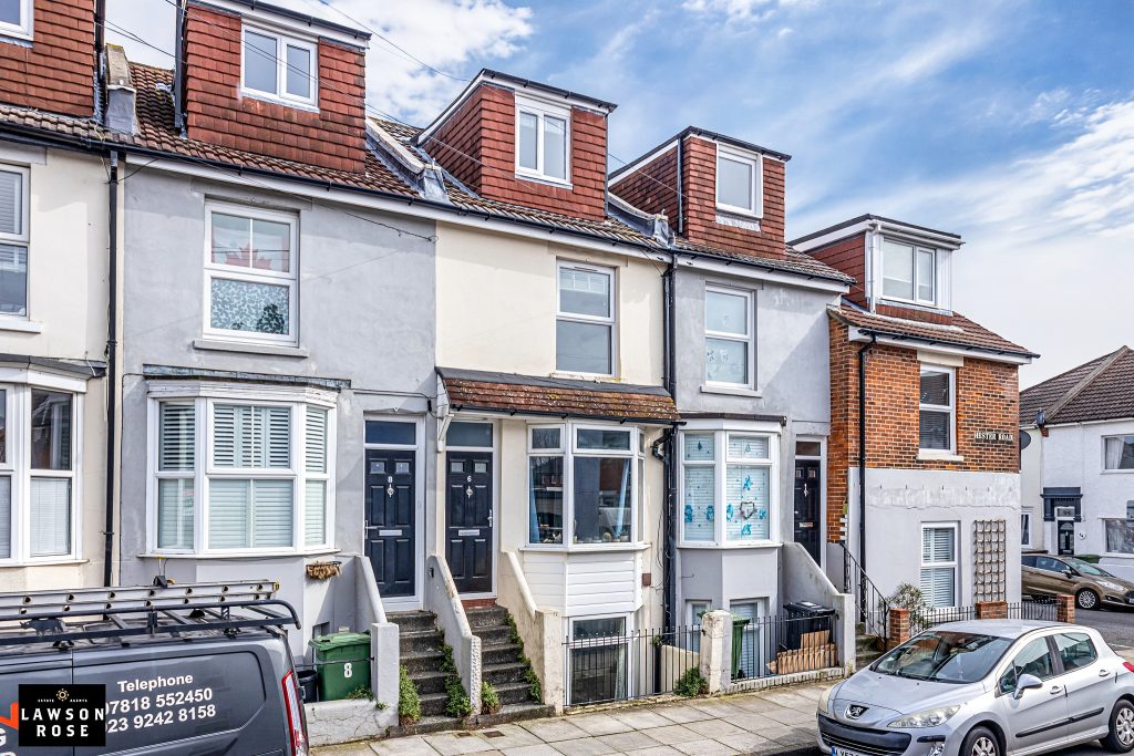 4 bedroom house Sold STC, Hester Road, Southsea, PO4