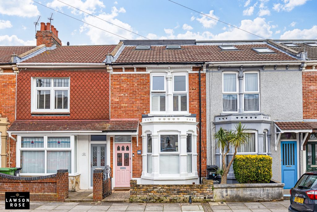 5 bedroom house Sold STC, Hollam Road, Southsea, PO4
