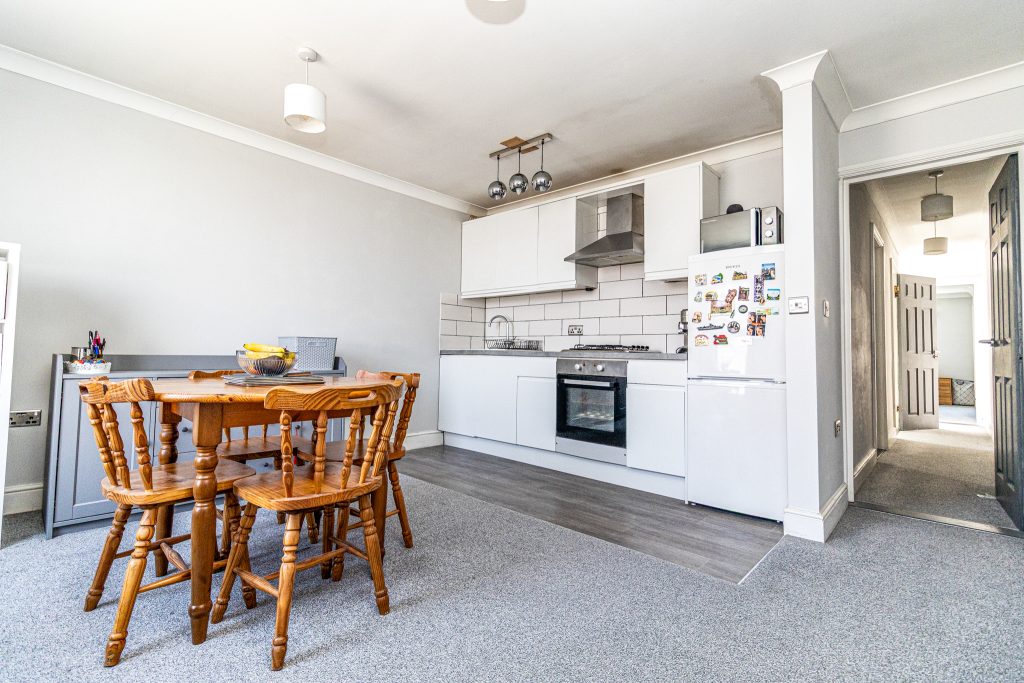 2 bedroom property for sale, Fawcett Road, Southsea, PO4