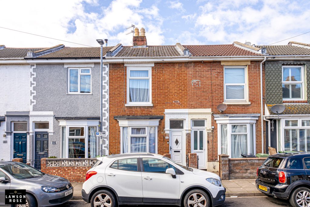 2 bedroom house Sold STC, Talbot Road, Southsea, PO4