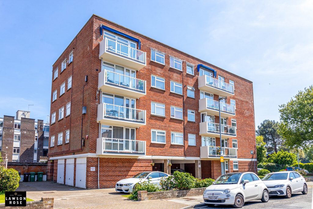 2 bedroom property Sold STC, Eastern Parade, Jocelyn Court, PO4