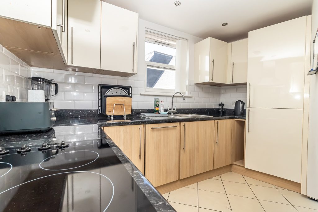 2 bedroom flat for sale, St. Vincent Road, Southsea, PO5 – photo 7