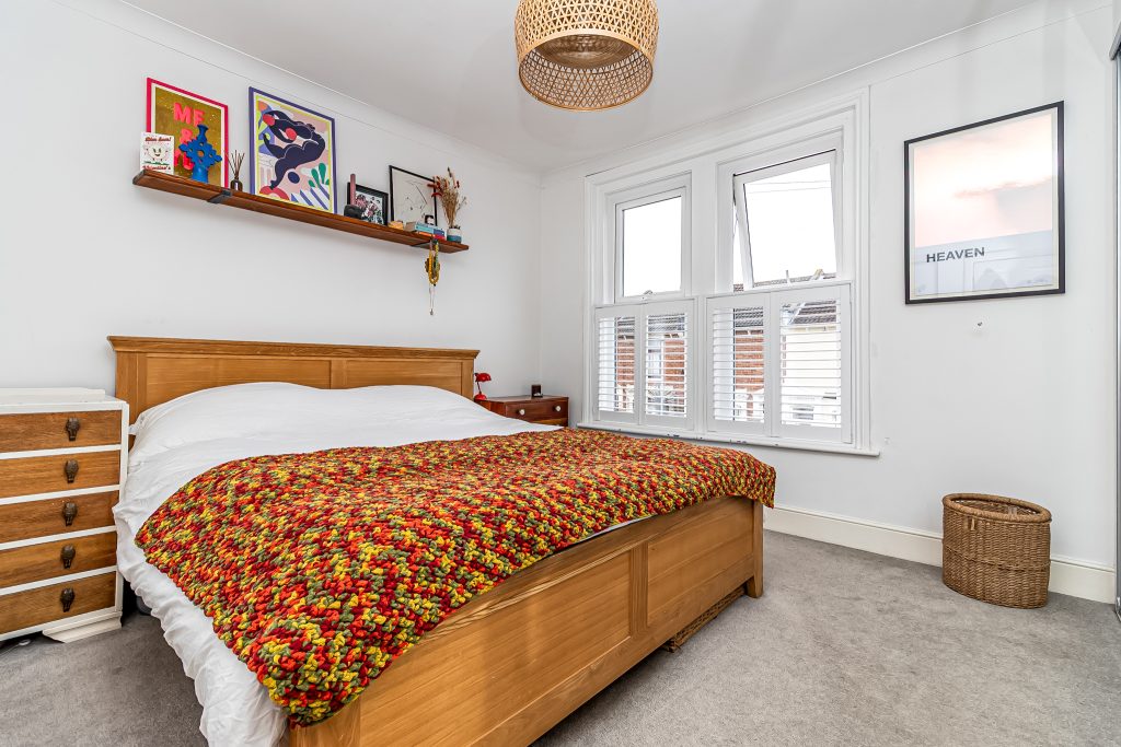 5 bedroom house Sold STC, Hollam Road, Southsea, PO4 – photo 7