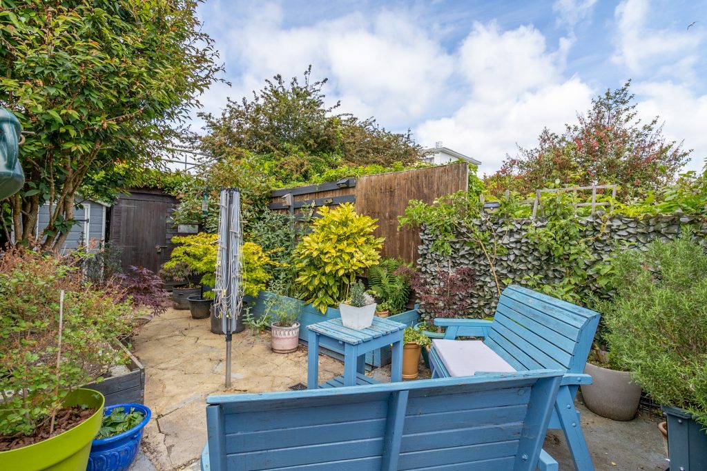 2 bedroom house Sold STC, Frogmore Road, Southsea, PO4 – photo 14