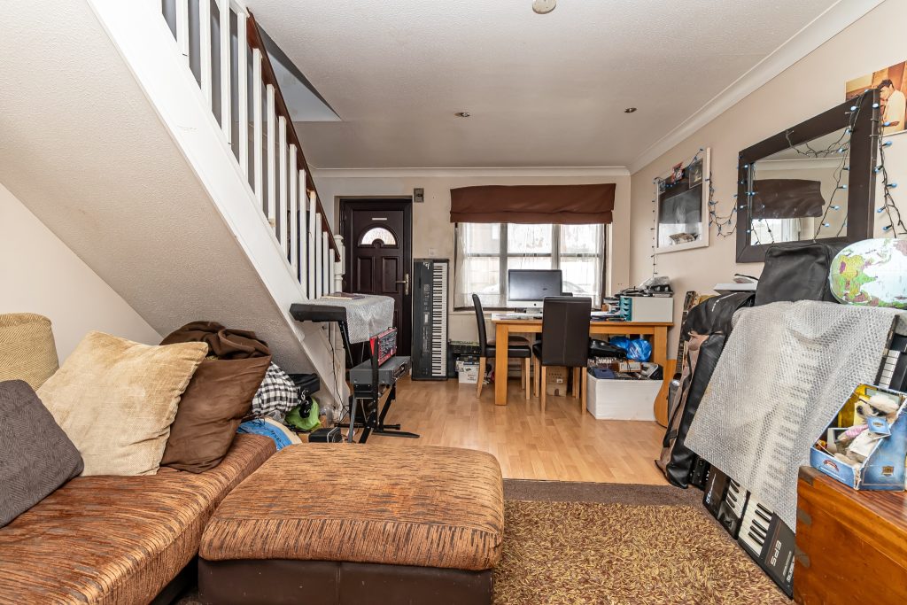 2 bedroom house Sold STC, Blenheim Court, Southsea, PO4 – photo 8