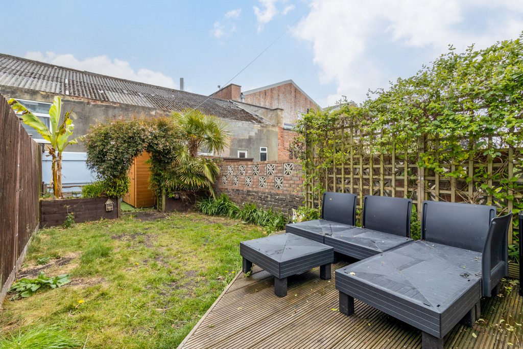 3 bedroom house Sold STC, Brompton Road, Southsea, PO4 – photo 8