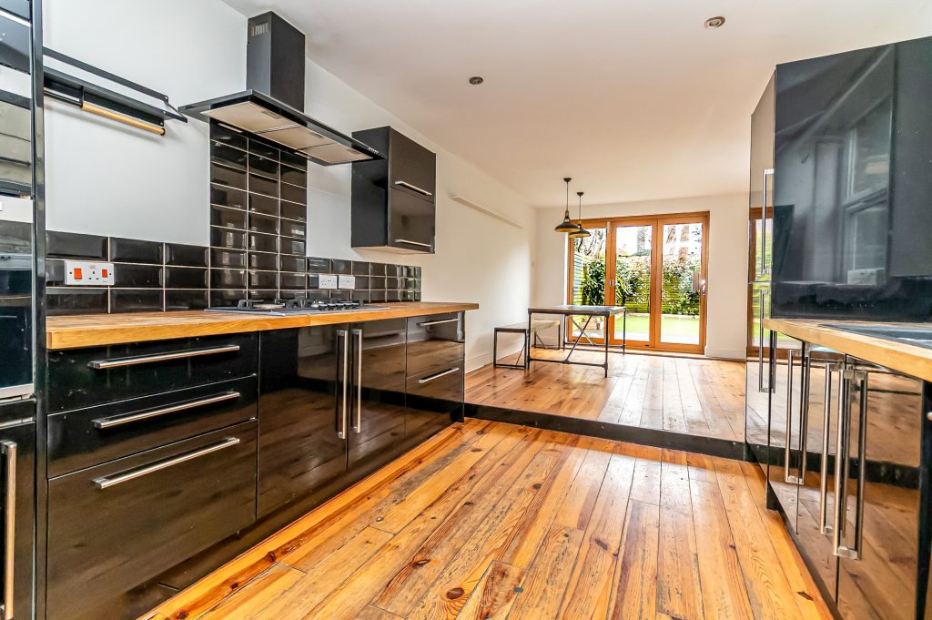 5 bedroom house Sold STC, Chelsea Road, Southsea, PO5 – photo 11