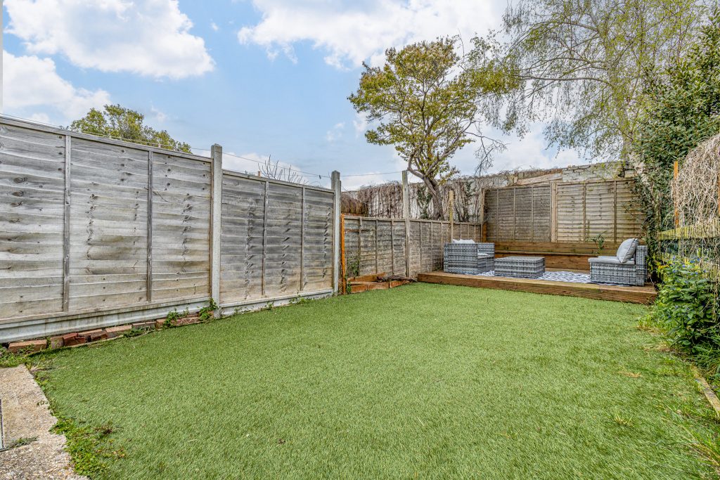 3 bedroom house Sold STC, Napier Road, Southsea, PO5 – photo 6