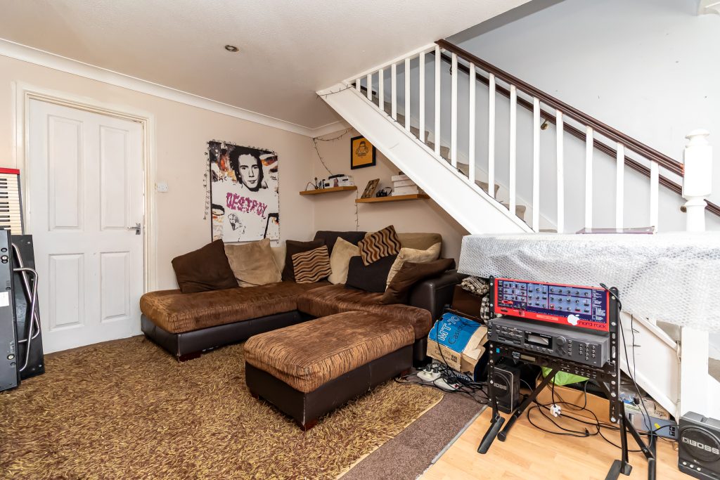 2 bedroom house Sold STC, Blenheim Court, Southsea, PO4 – photo 10