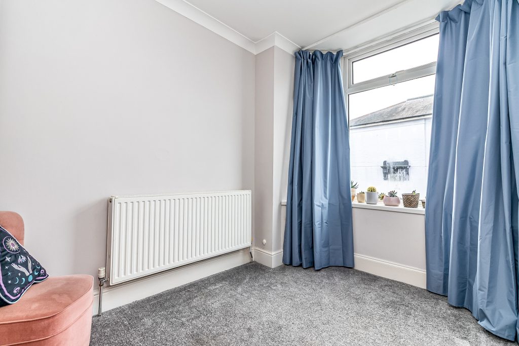 4 bedroom house Sold STC, Hester Road, Southsea, PO4 – photo 16