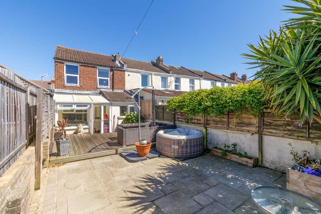 3 bedroom house Sold STC, Hollam Road, Southsea, PO4 – photo 10