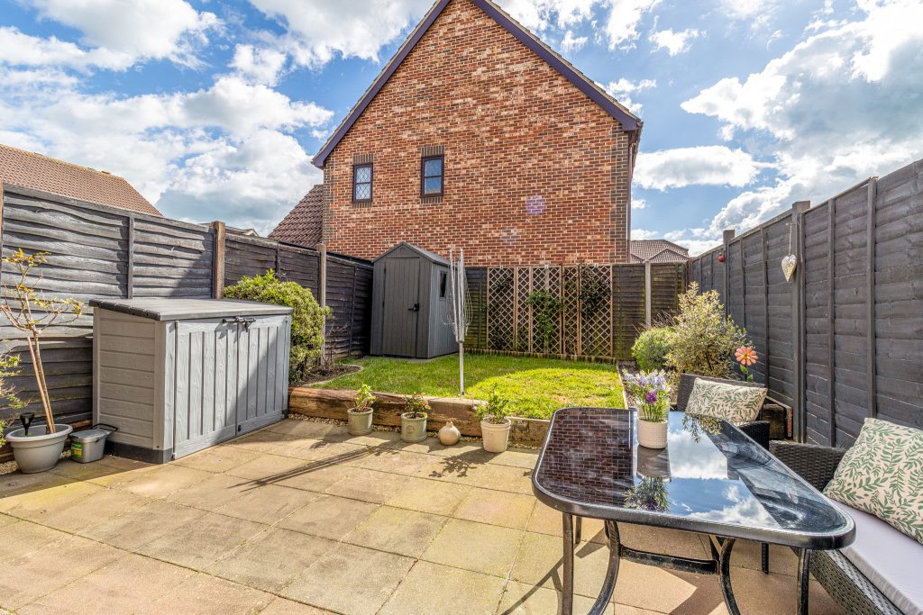 3 bedroom house Sold STC, Milebush Road, Southsea, PO4 – photo 8
