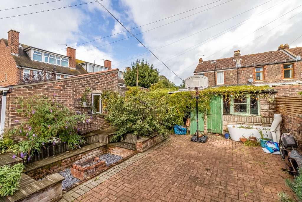 5 bedroom house Sold STC, Locksway Road, Southsea, PO4 – photo 12
