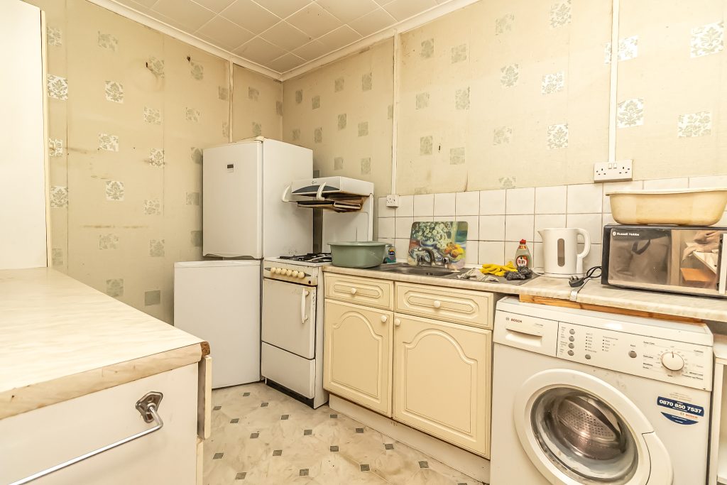 3 bedroom house Sold STC, Pretoria Road, Southsea, PO4 – photo 8