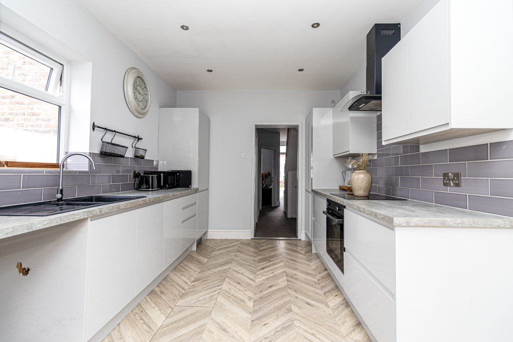 3 bedroom house for sale, Ringwood Road, Southsea, PO4 – photo 9