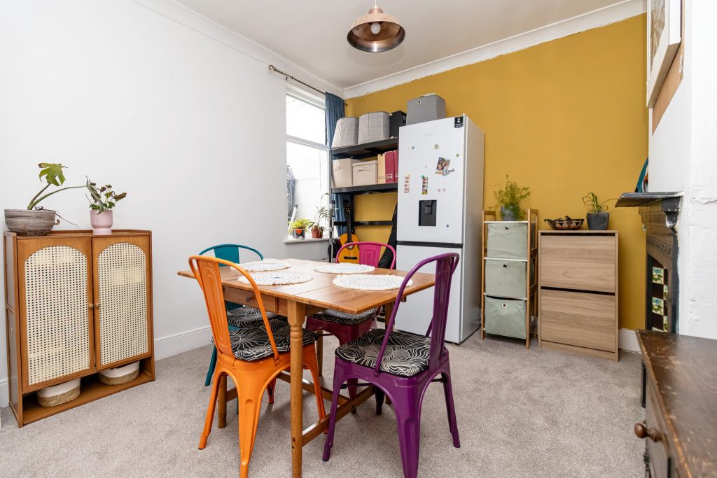 2 bedroom house Sold STC, Eastfield Road, Southsea, PO4 – photo 16