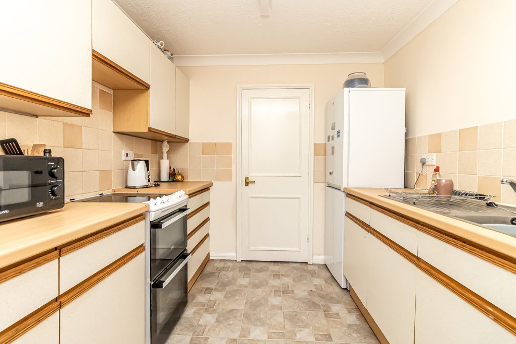 1 bedroom property Sold STC, Clarendon Road, Petersham House Clarendon Road, PO5 – photo 14