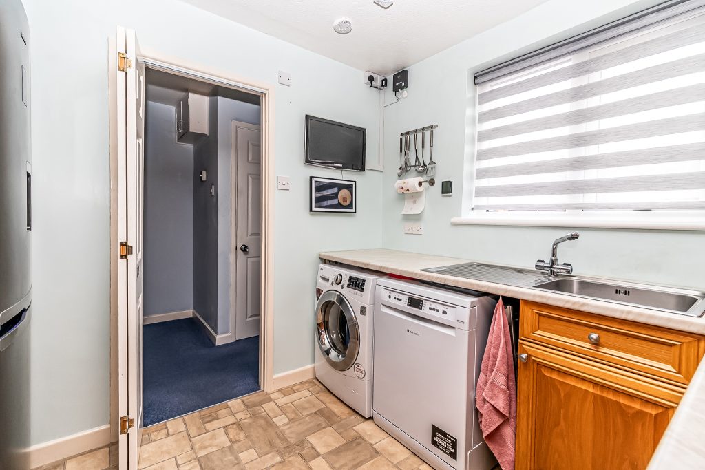 3 bedroom house Sold STC, Meryl Road, Southsea, PO4 – photo 14