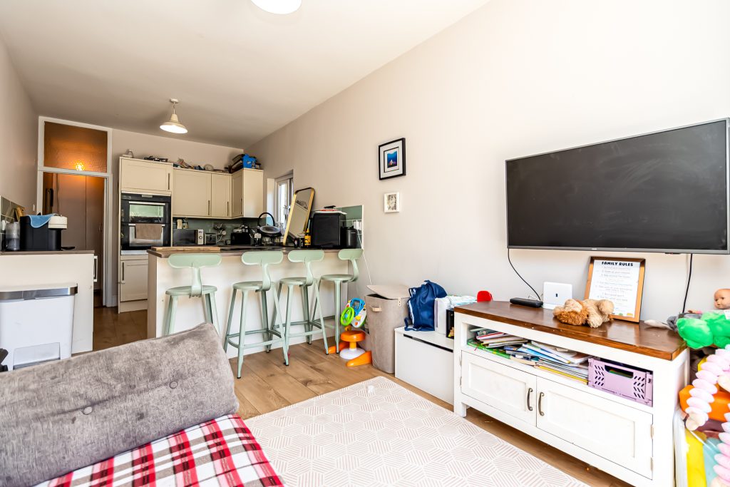 3 bedroom house Sold STC, Talbot Road, Southsea, PO4 – photo 11
