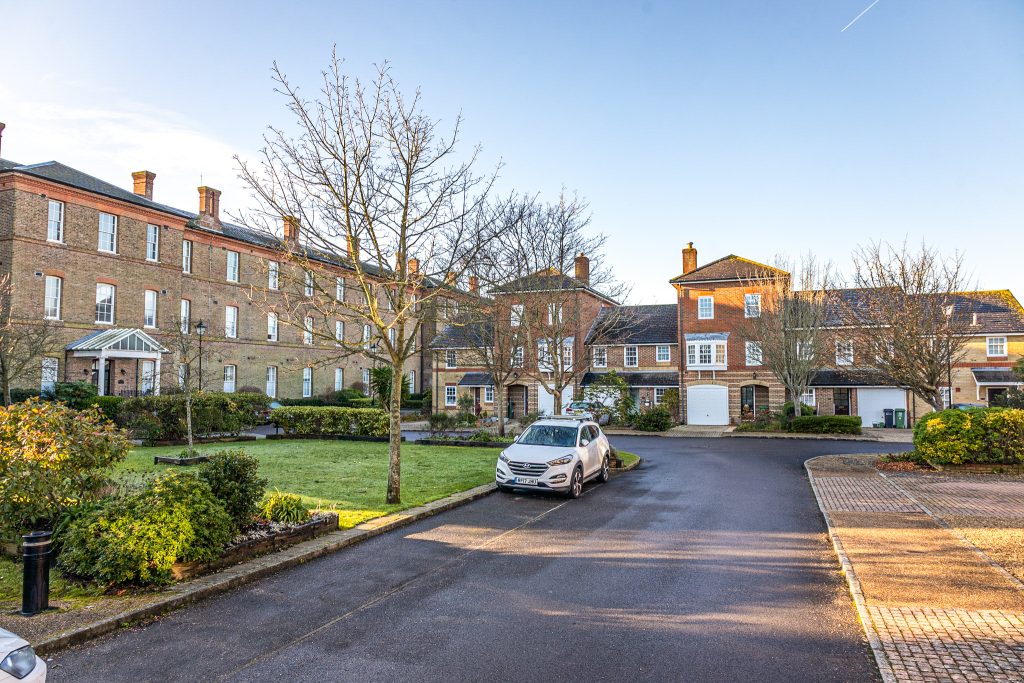 3 bedroom house Sold STC, Mountbatten Square, Southsea, PO4 – photo 22