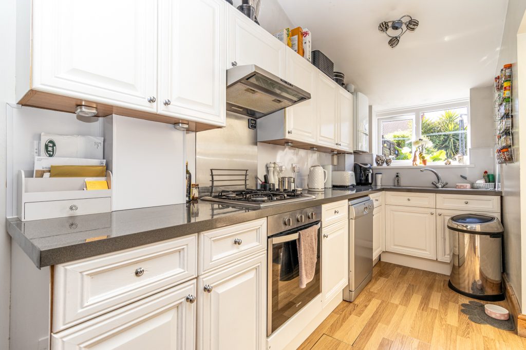 3 bedroom house Sold STC, Hollam Road, Southsea, PO4 – photo 14