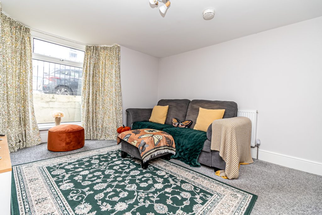 4 bedroom house Sold STC, Hester Road, Southsea, PO4 – photo 22