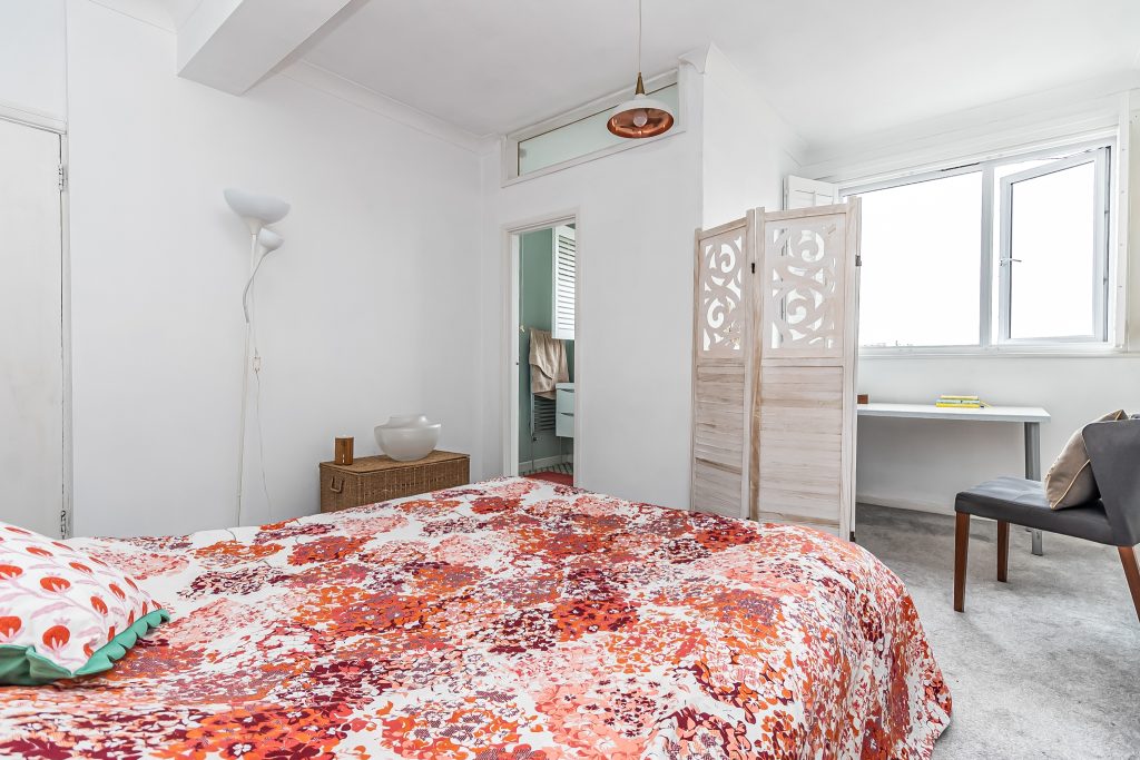 1 bedroom property for sale, St. Georges Road, Southsea, PO4 – photo 13