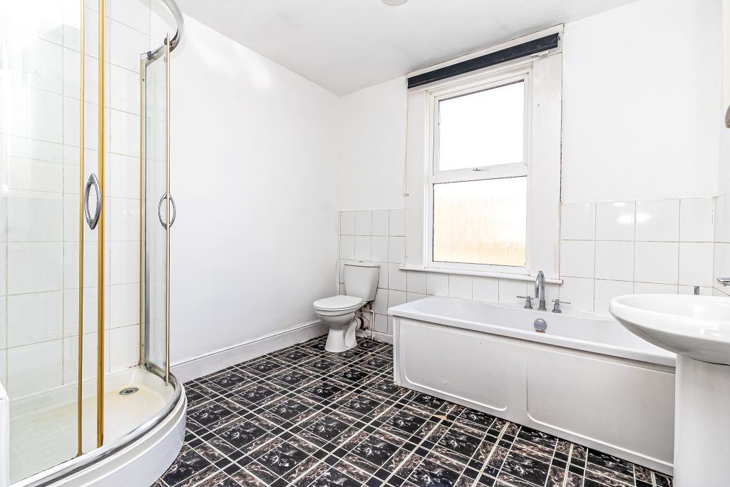 3 bedroom house Sold STC, Chetwynd Road, Southsea, PO4 – photo 17