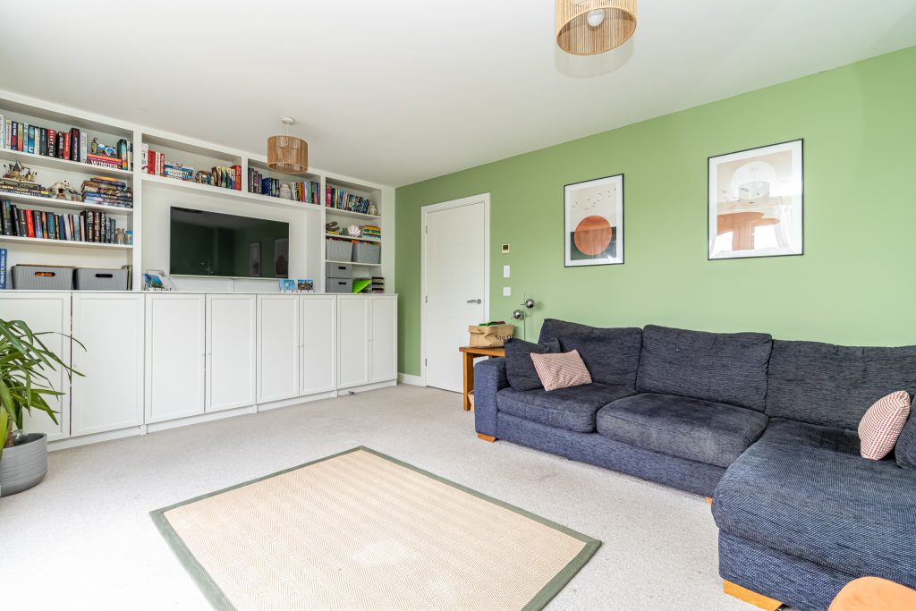 3 bedroom house Sold STC, Gleave Close, Southsea, PO4 – photo 16
