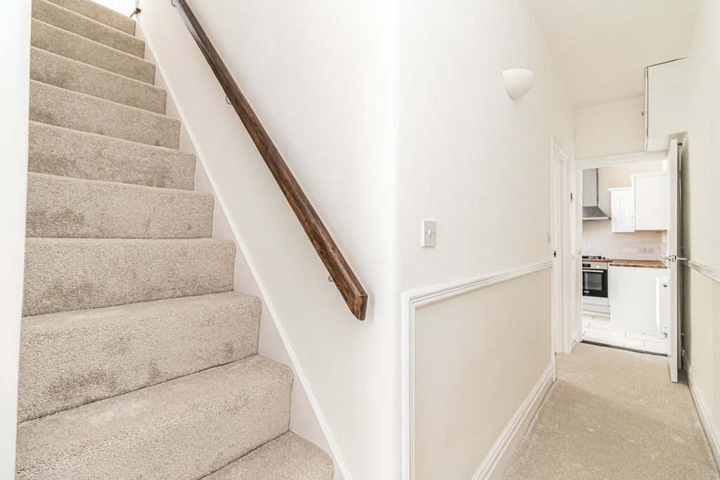 2 bedroom house Sold STC, Catisfield Road, Southsea, PO4 – photo 19