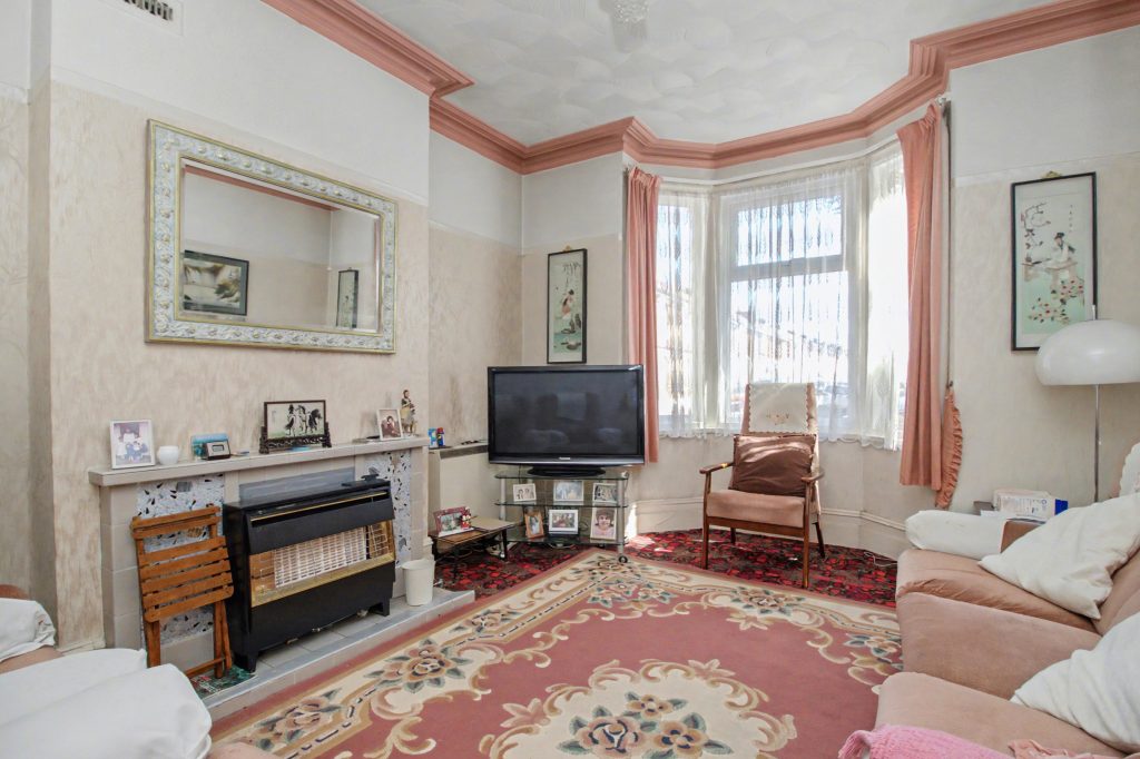 3 bedroom house Sold STC, Frensham Road, Southsea, PO4 – photo 2