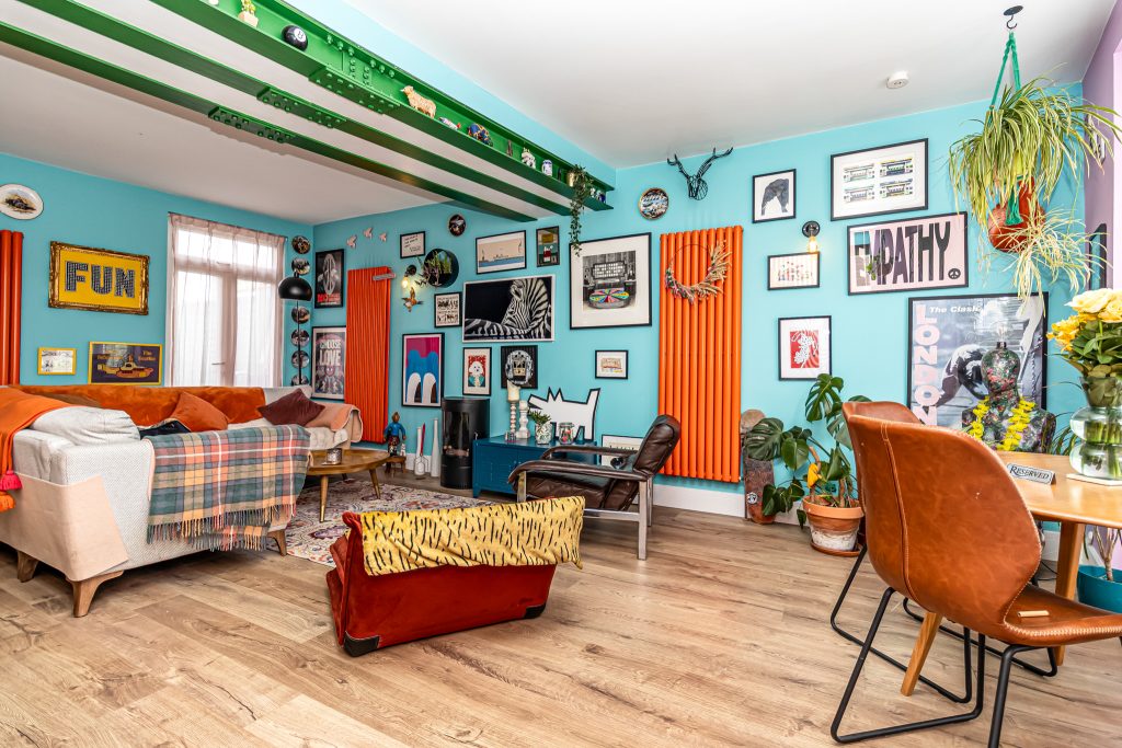 2 bedroom house Sold STC, Cromwell Road, Southsea, PO4 – photo 2