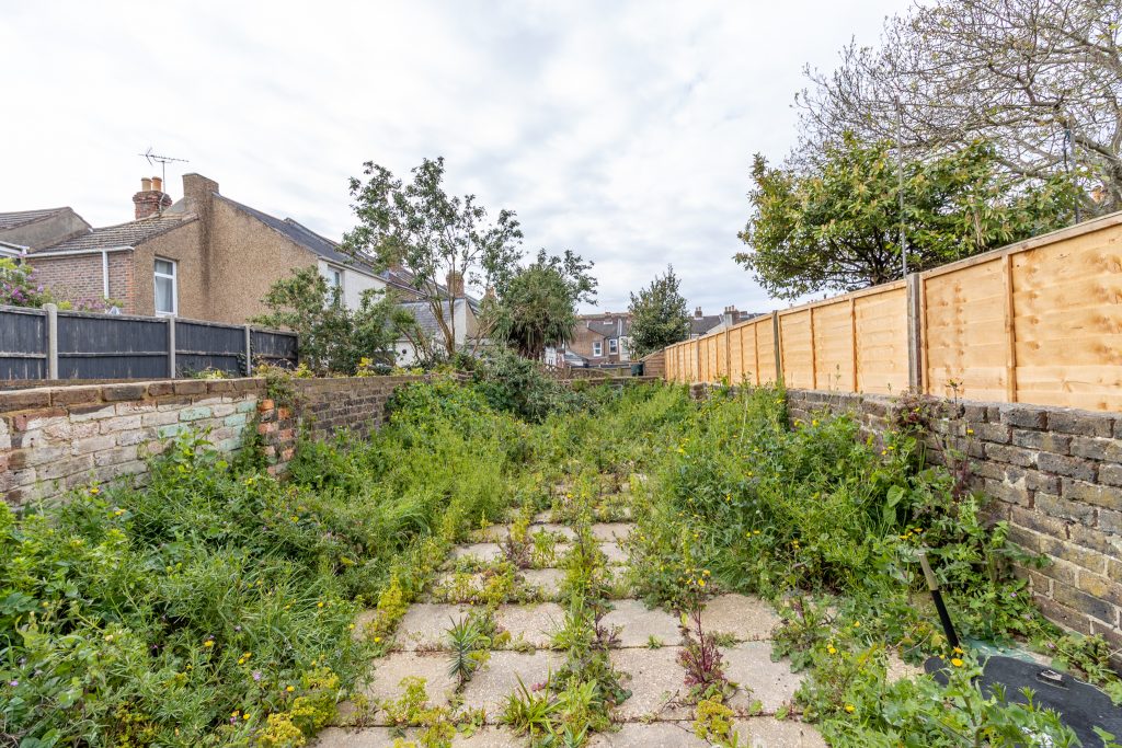 3 bedroom house Sold STC, Jessie Road, Southsea, PO4 – photo 2