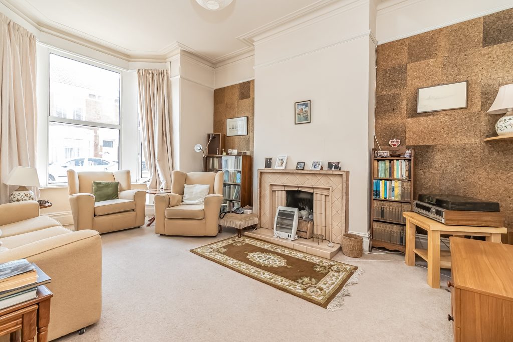 3 bedroom house Sold STC, Haslemere Road, Southsea, PO4 – photo 2