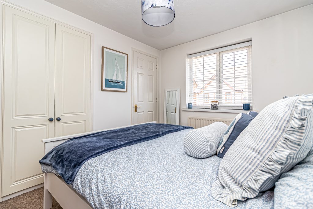 3 bedroom house Sold STC, Milebush Road, Southsea, PO4 – photo 17