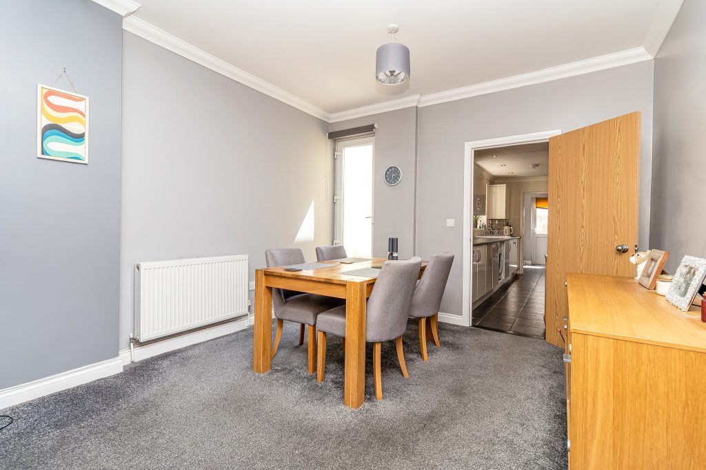 4 bedroom house for sale, Granada Road, Southsea, PO4 – photo 15