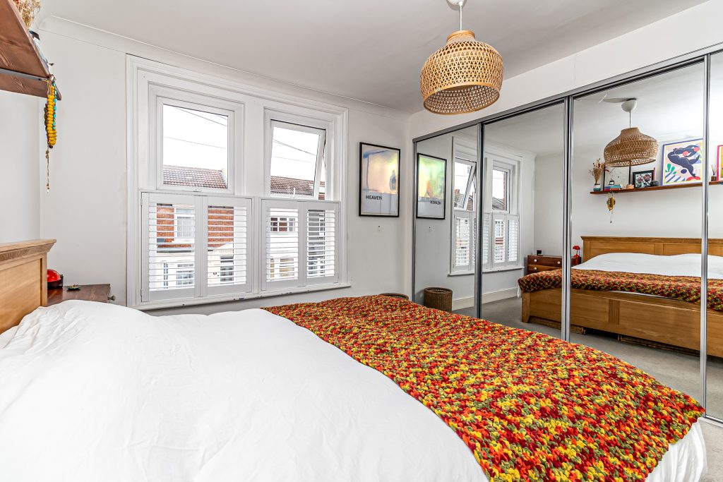 5 bedroom house Sold STC, Hollam Road, Southsea, PO4 – photo 21