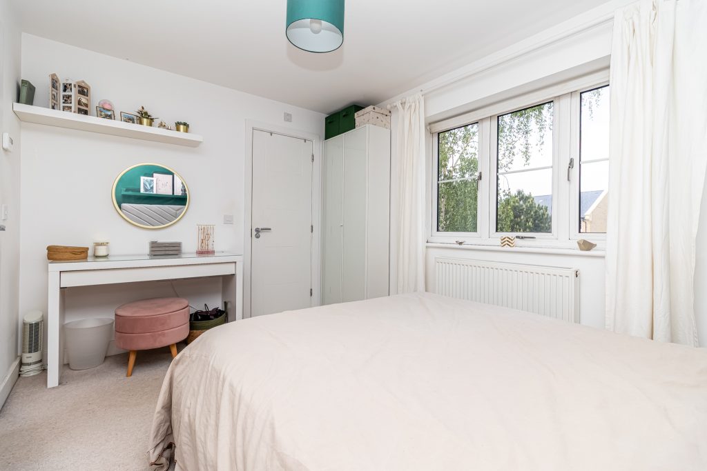 3 bedroom house Sold STC, Gleave Close, Southsea, PO4 – photo 22