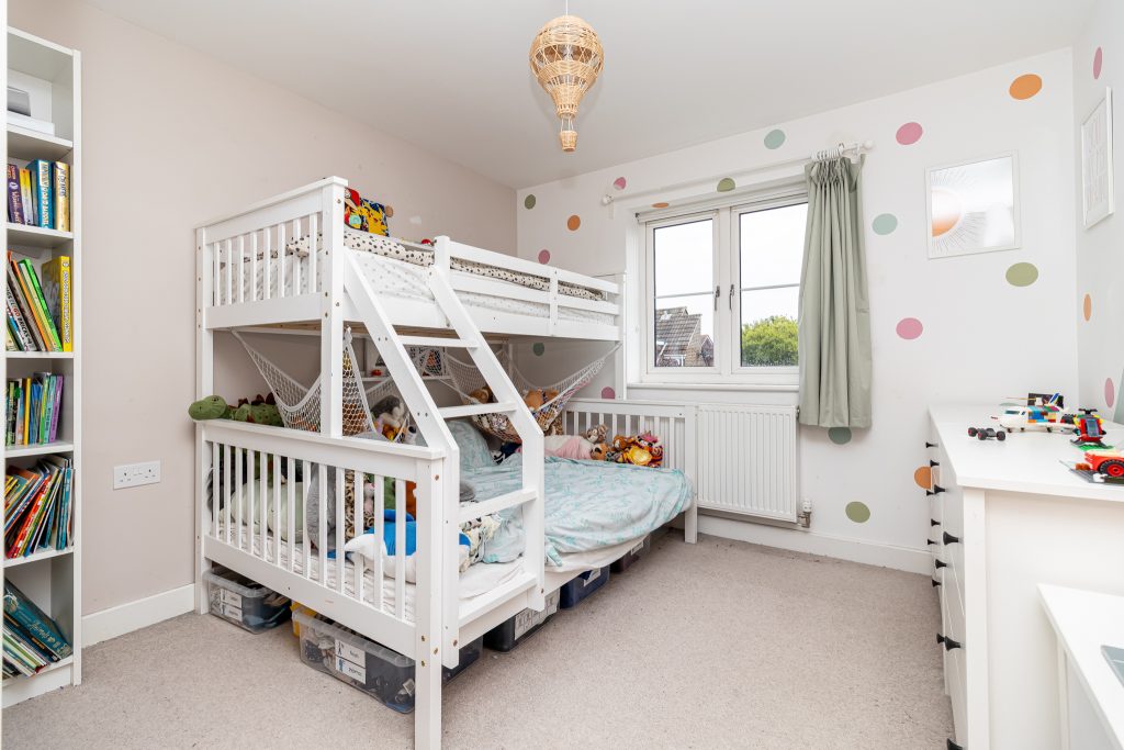 3 bedroom house Sold STC, Gleave Close, Southsea, PO4 – photo 25