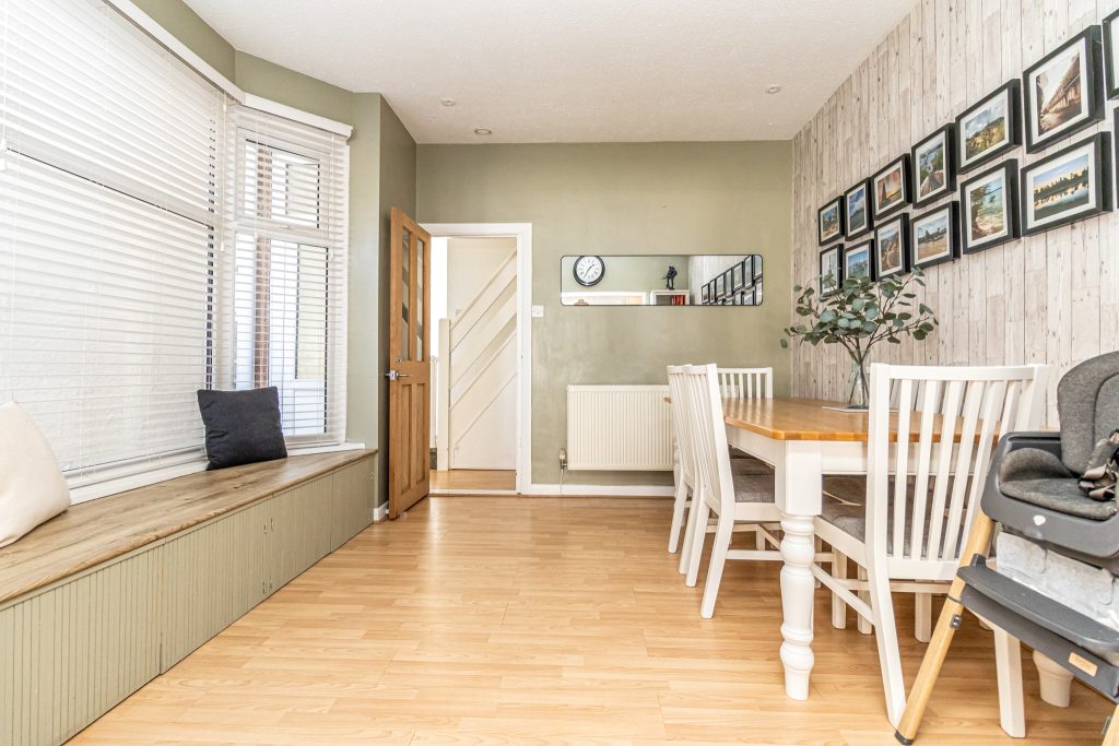2 bedroom house Sold STC, Shelford Road, Southsea, PO4 – photo 19
