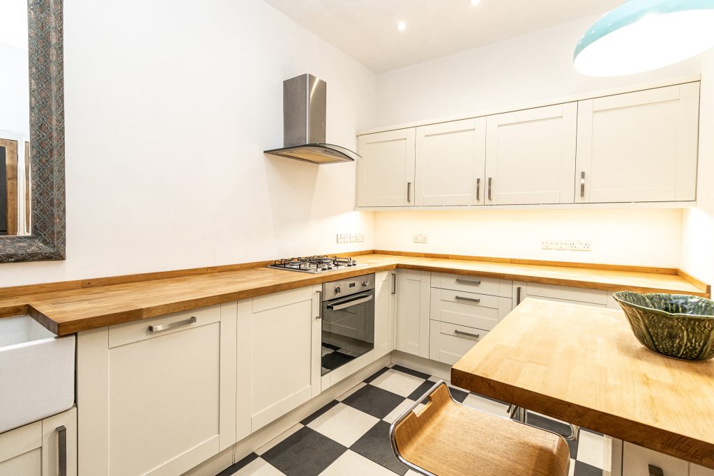 3 bedroom house Sold STC, Frensham Road, Southsea, PO4 – photo 26