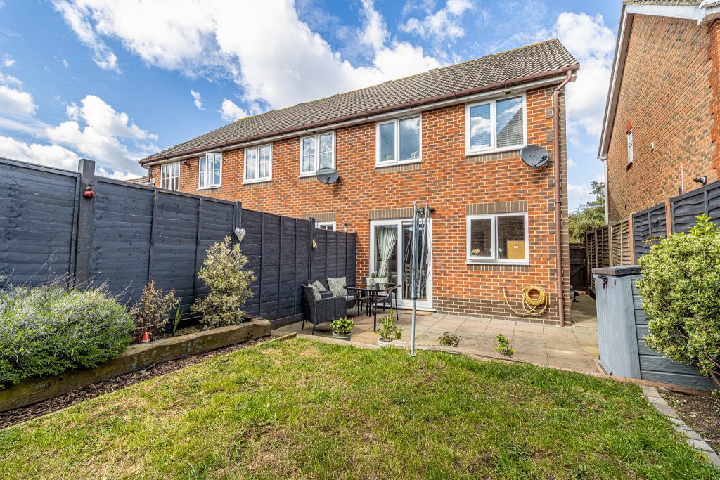 3 bedroom house Sold STC, Milebush Road, Southsea, PO4 – photo 25