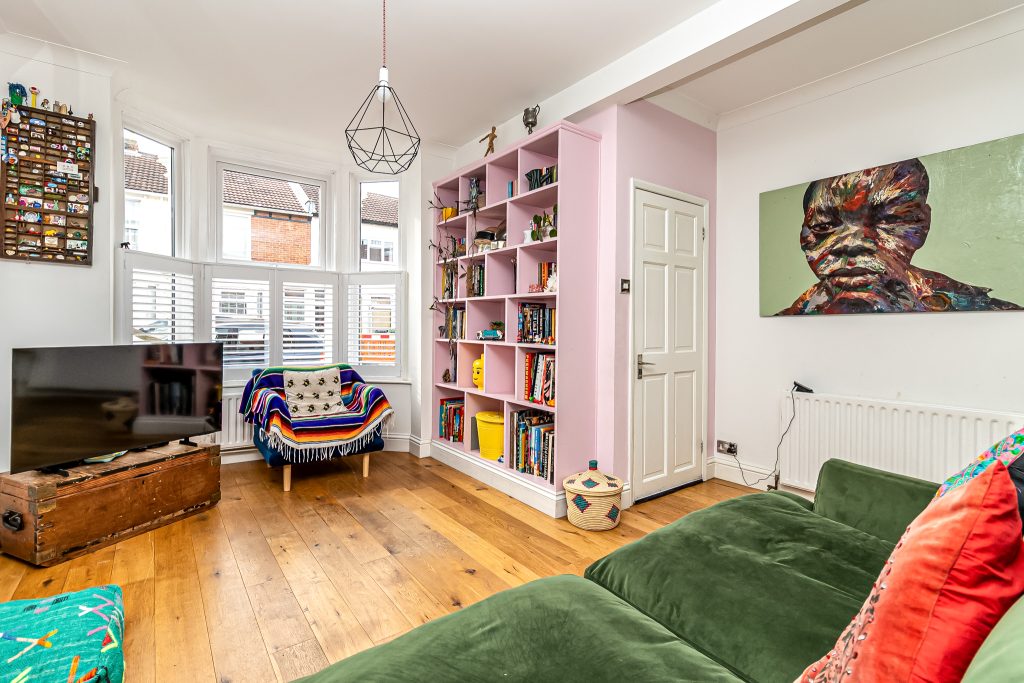 5 bedroom house Sold STC, Hollam Road, Southsea, PO4 – photo 3
