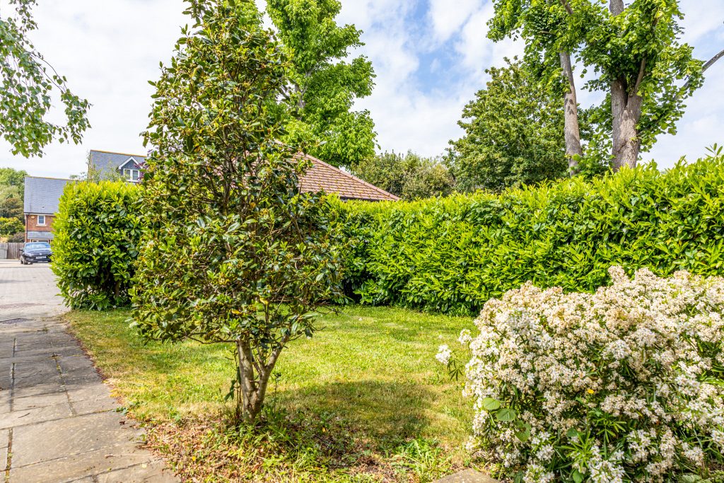 3 bedroom house Sold STC, Gleave Close, Southsea, PO4 – photo 28
