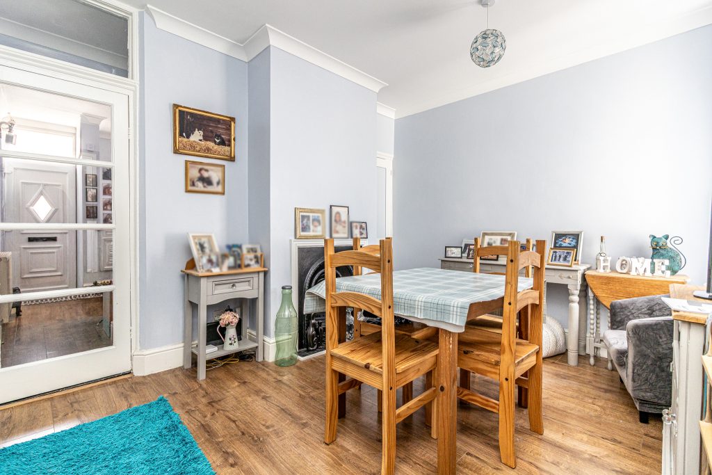 2 bedroom house Sold STC, Talbot Road, Southsea, PO4 – photo 4