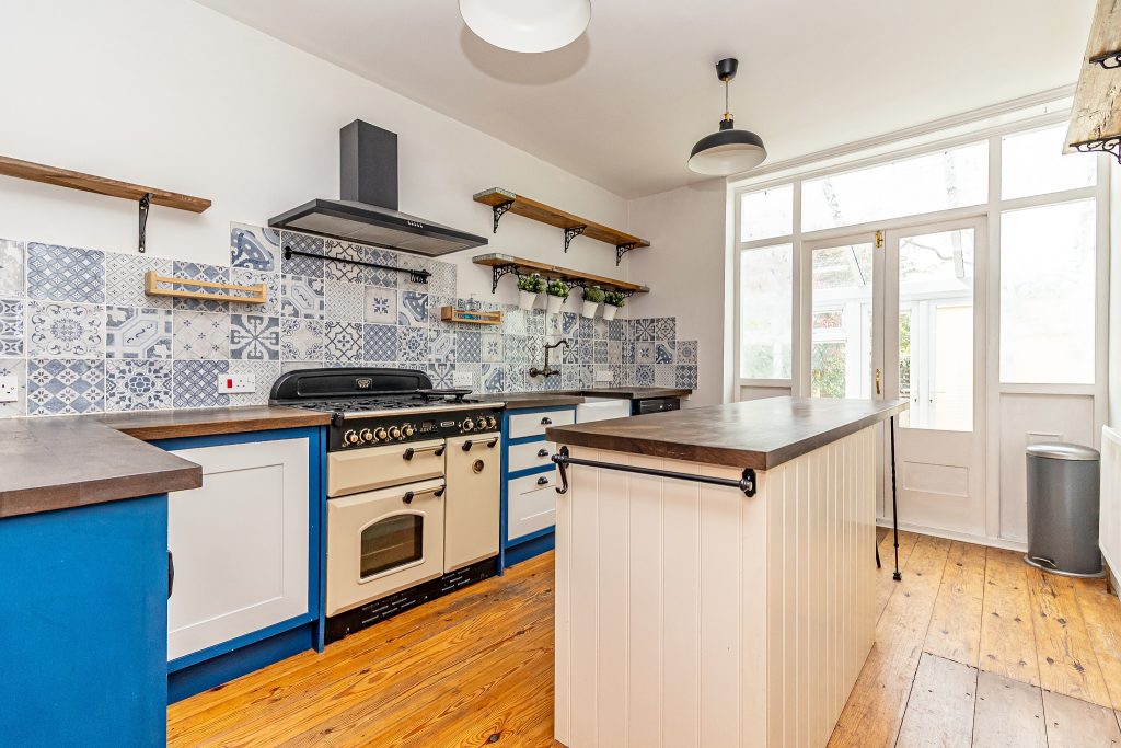 3 bedroom house for sale, Winter Road, Southsea, PO4 – photo 4