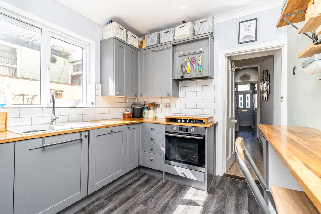 2 bedroom house for sale, Vernon Avenue, Southsea, PO4 – photo 13