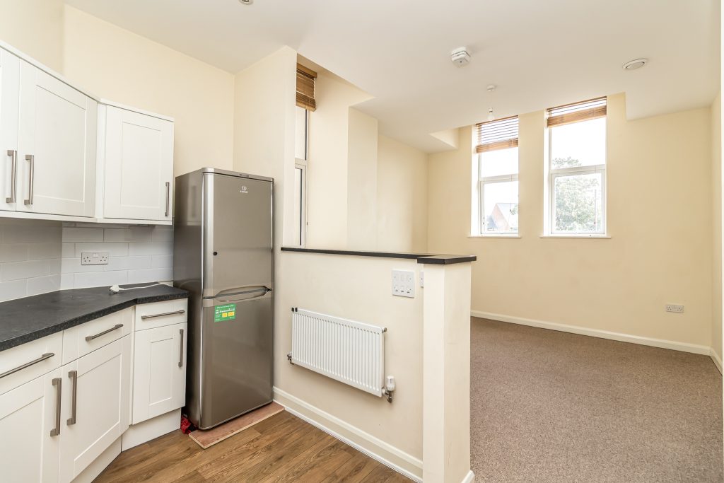 2 bedroom property for sale, Union Road, Finchdean Gardens Union Road, PO3 – photo 4