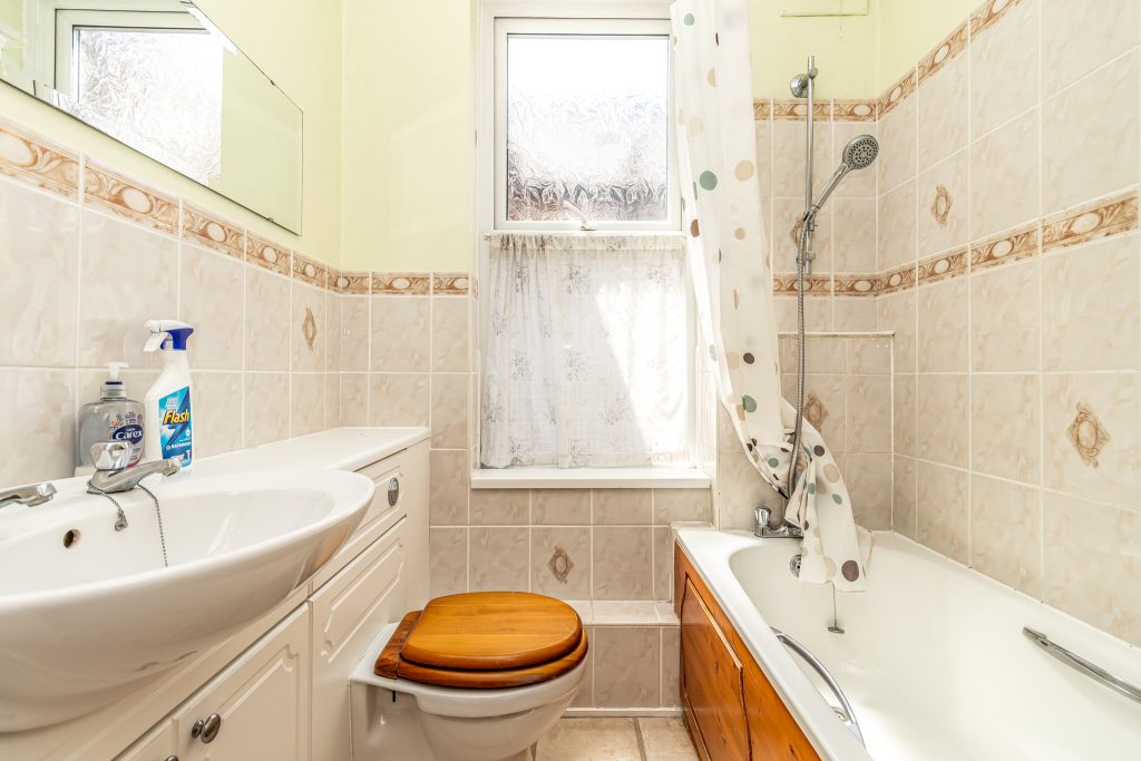 4 bedroom house Sold STC, St. Peters Grove, Southsea, PO5 – photo 8