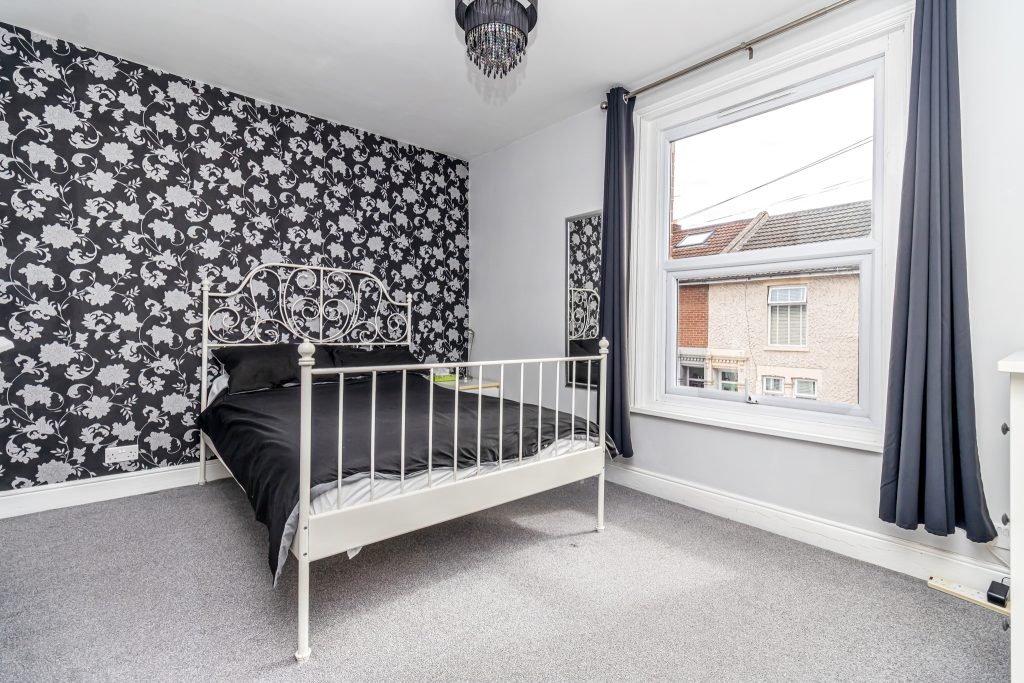 2 bedroom house for sale, Carisbrooke Road, Southsea, PO4 – photo 8